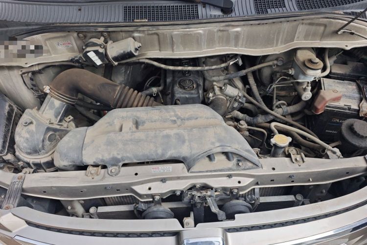 Used Jinbei Grace 2016 2.0L Express Comfort Model Engine Bay