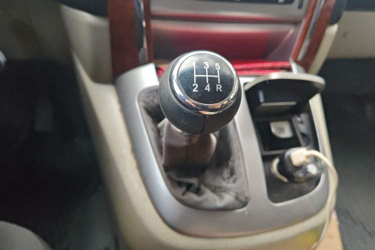 Used Jinbei Grace 2016 2.0L Express Utility Model Gear Lever