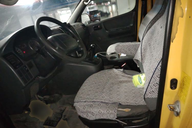 Used Jinbei Grace 2016 2.0L Standard Delivery Version Left Front Seat