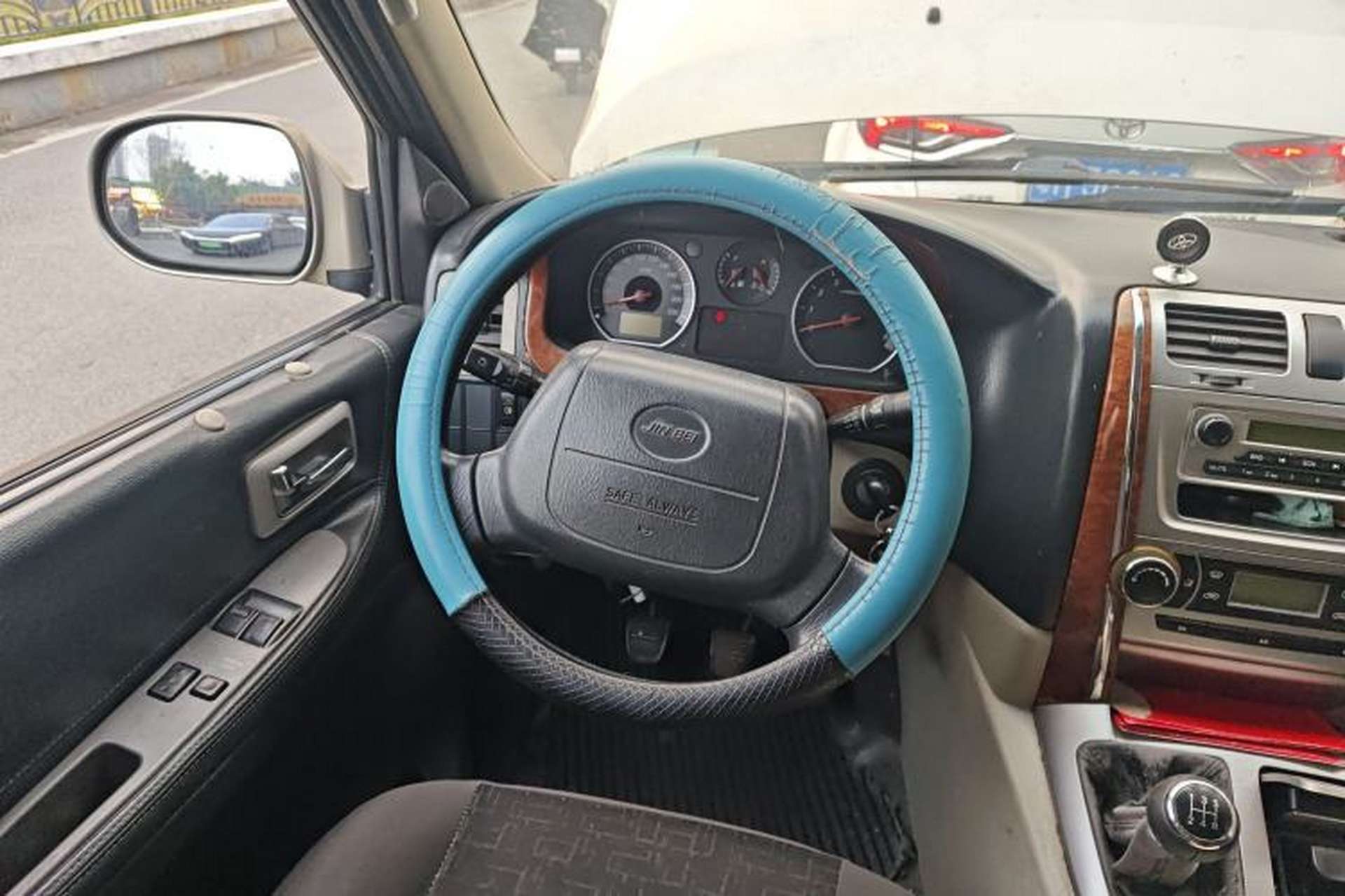 Used Jinbei Grace 2016 2.0L Express Utility Model Steering Wheel