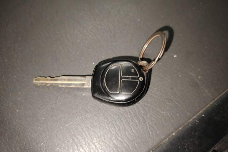 Used Jinbei Grace 2016 2.0L Standard Delivery Version Vehicle Key