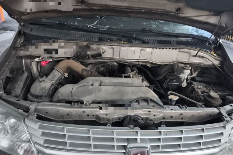 Used Jinbei Grace  Engine Bay