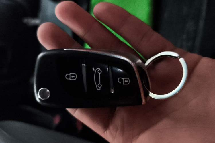 Used Jinbei Grace  Vehicle Key