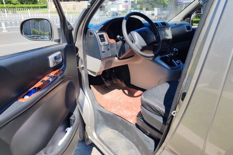 Used Jinbei Grace 2018 2.2L Express Comfort 10-Seater V22 Driver Seat