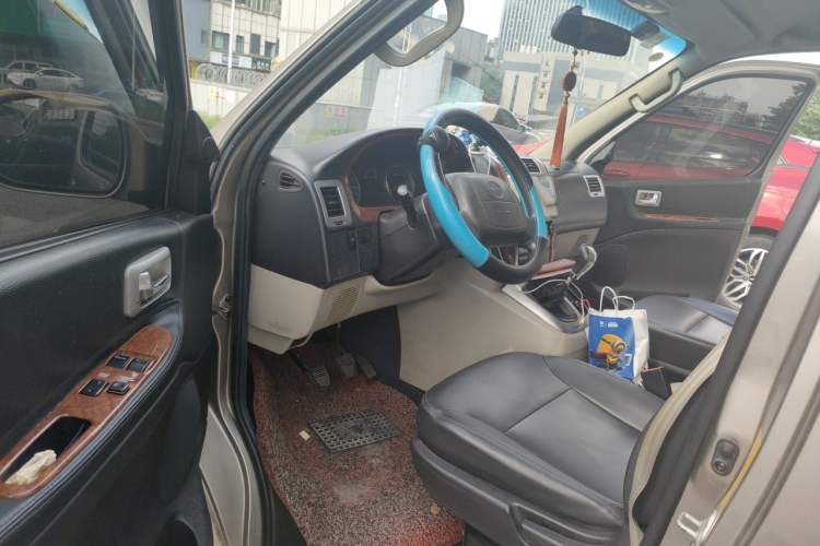 Used Jinbei Grace 2018 2.0L Express Comfort 7-Seater V19 Driver Seat