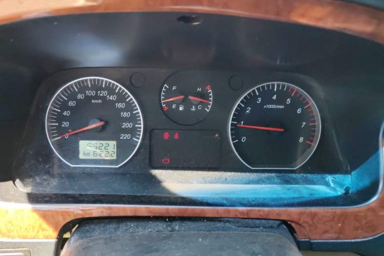 Used Jinbei Grace 2018 2.2L Express Comfort 10-Seater V22 Instrument Cluster