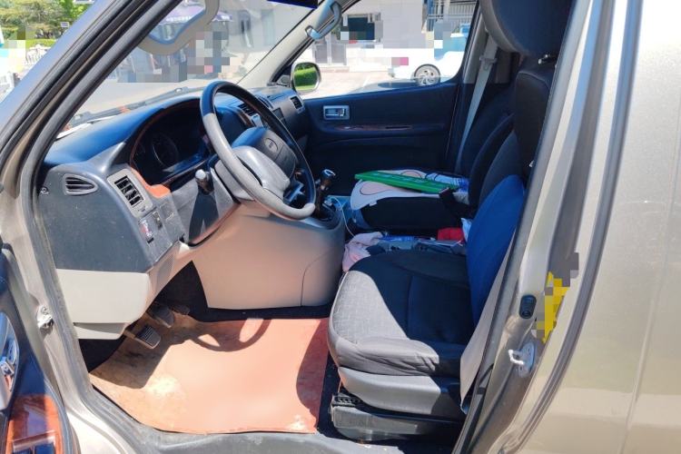 Used Jinbei Grace 2018 2.2L Express Comfort 10-Seater V22 Left Front Seat