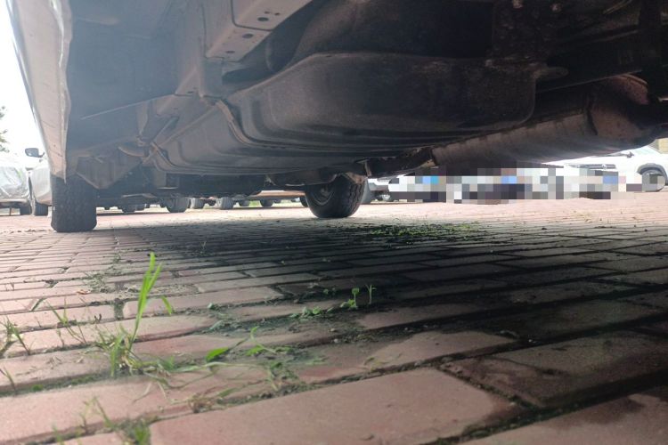 Used Jinbei Grace  Chassis Rear Left