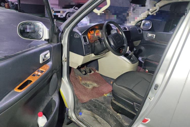 Used Jinbei Grace 2018 2.0L Express Comfort 7-Seater V19 Driver Seat