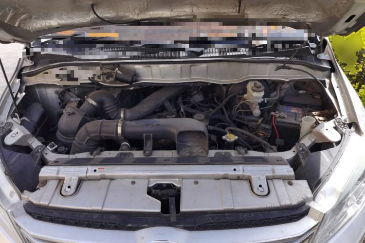 Used Jinbei Grace 2018 2.4L Manual Standard Version Long Wheelbase 9-Seater – 2TZS Engine Bay