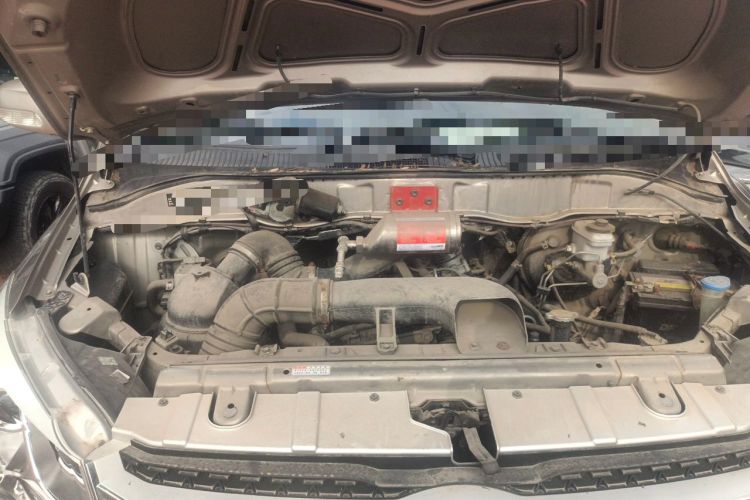 Used Jinbei Grace  Engine Bay