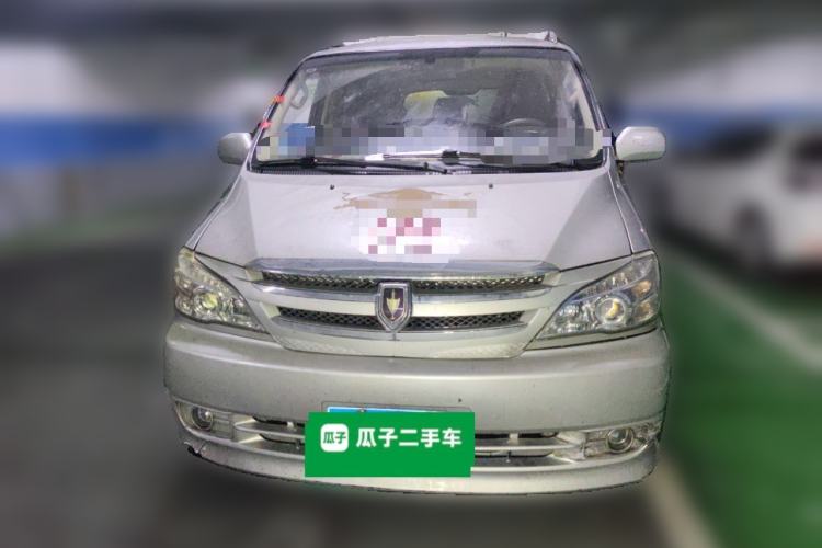 Used Jinbei Grace 2018 2.0L Express Comfort 7-Seater V19 Front