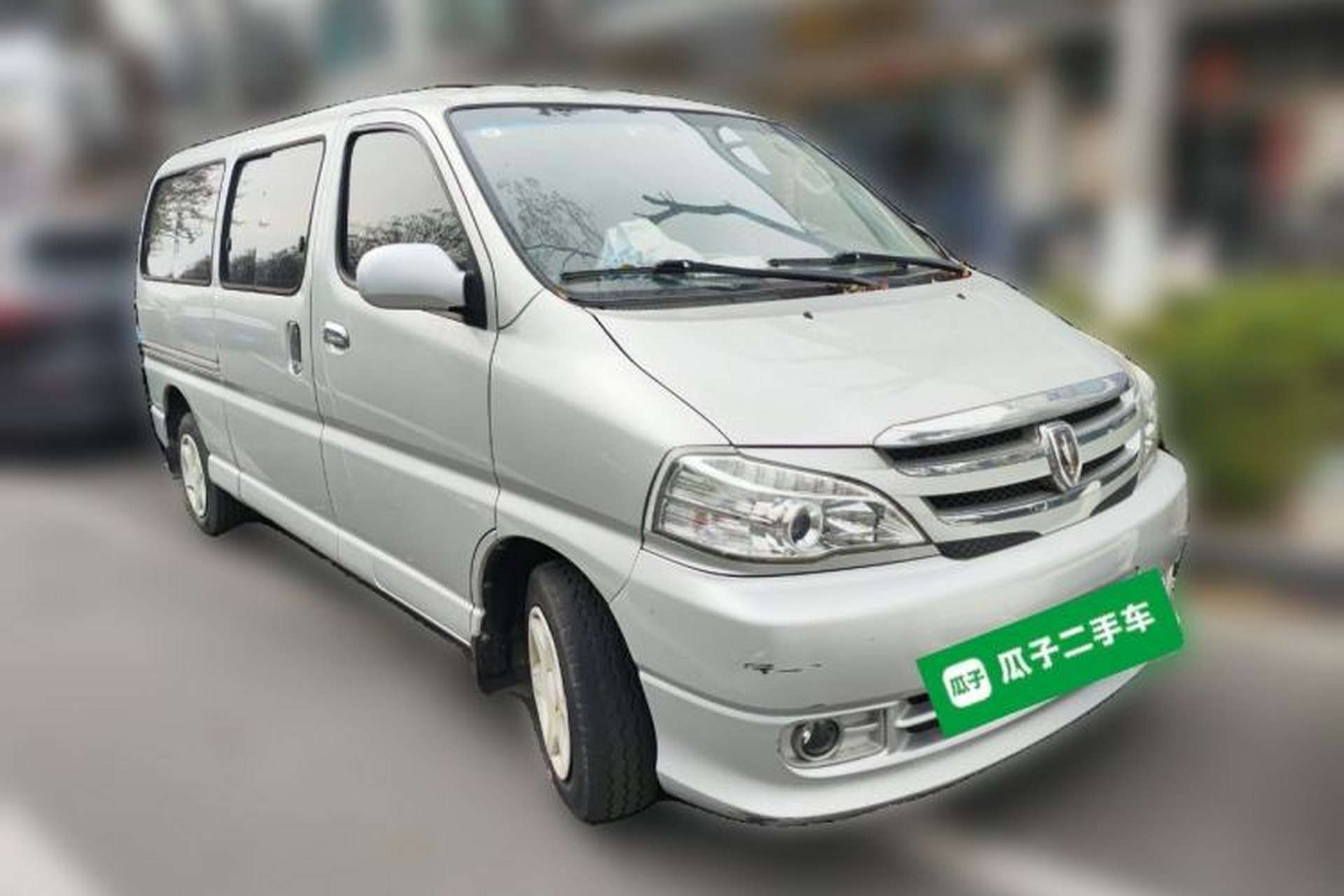Used Jinbei Grace 2018 2.0L Express Comfort 7-Seater V19 Front Right 45 Deg