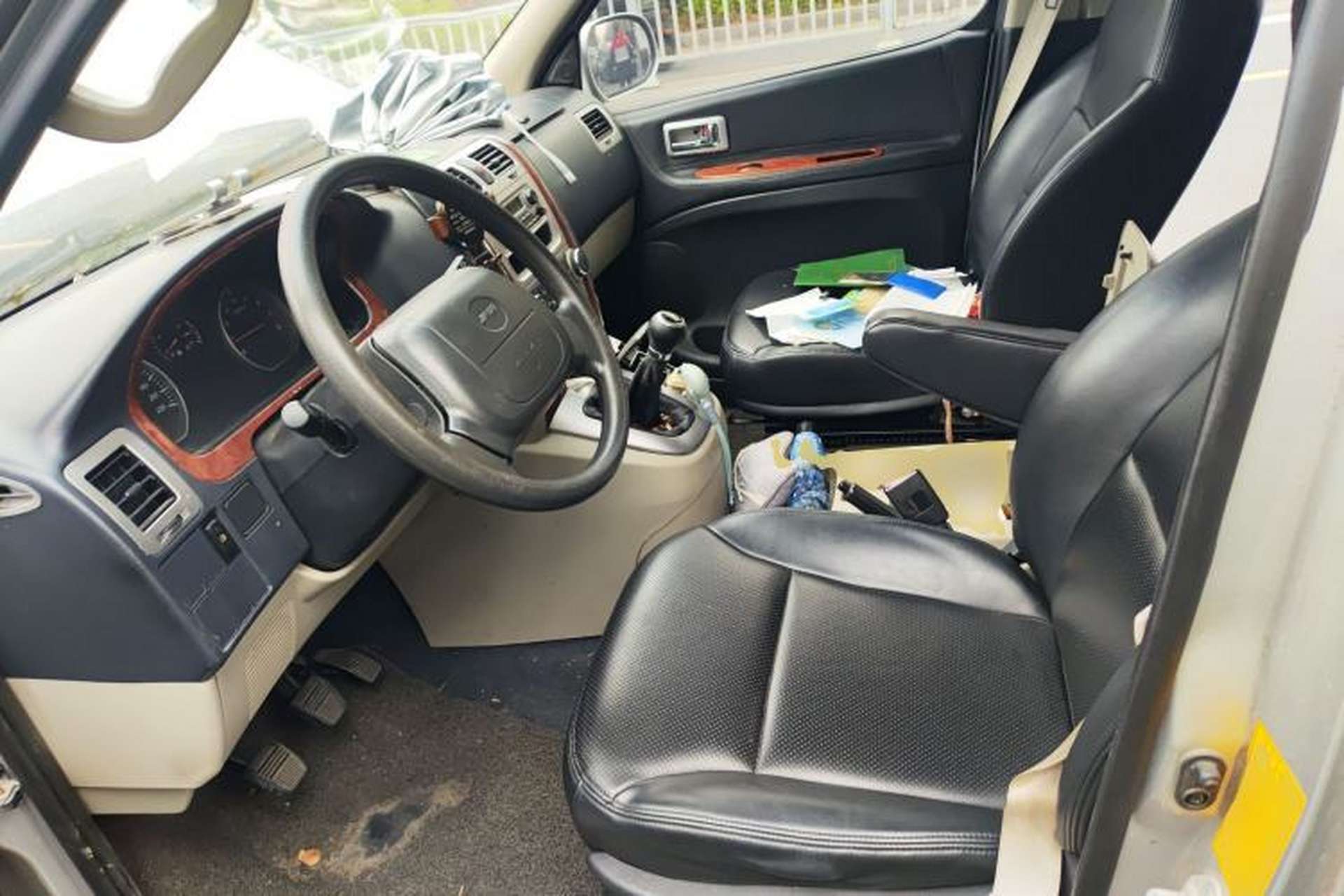 Used Jinbei Grace 2018 2.0L Express Comfort 7-Seater V19 Left Front Seat