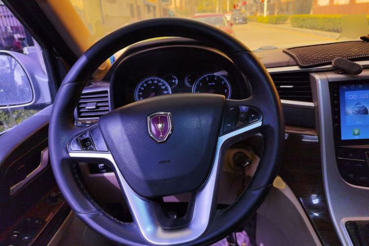 Used Jinbei Grace 2018 2.4L Manual Standard Version Long Wheelbase 9-Seater – 2TZS Steering Wheel
