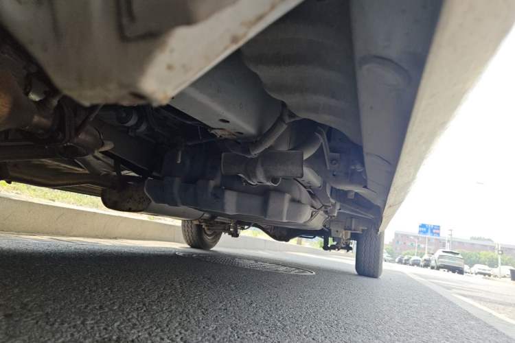Used Jinbei Grace  Chassis Front Left