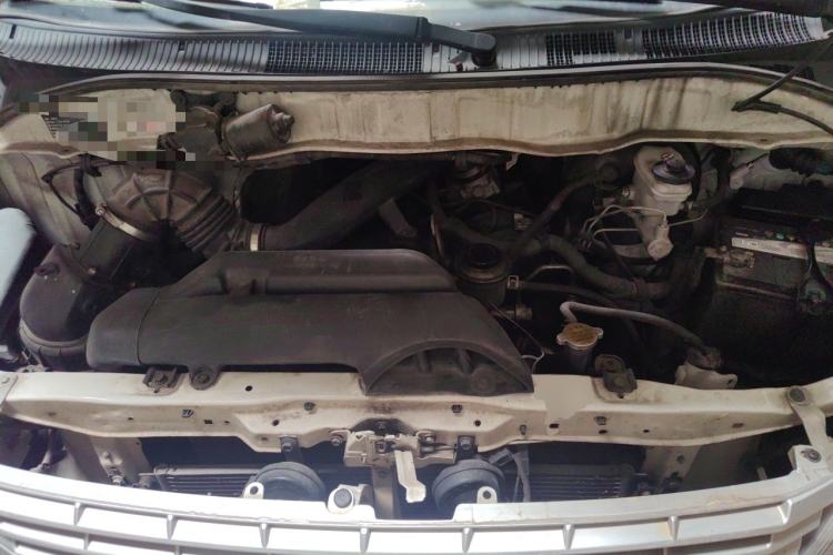 Used Jinbei Grace 2018 2.0L Express Luxury 7-Seater V19 Engine Bay