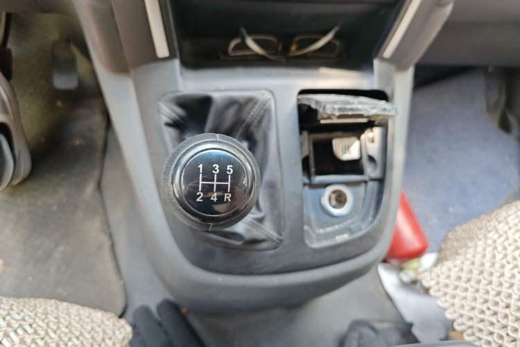 Used Jinbei Grace  Gear Lever