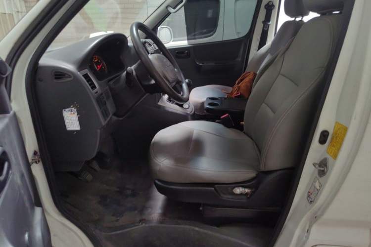 Used Jinbei Grace 2018 2.0L Express Luxury 7-Seater V19 Left Front Seat