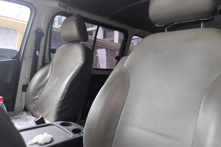 Used Jinbei Grace 2018 2.0L Express Comfort 7-Seater V19 Left Front Seat