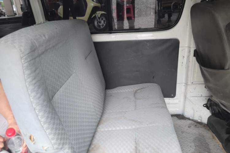 Used Jinbei Grace 2018 2.0L Express Comfort 7-Seater V19 Left Rear Seat