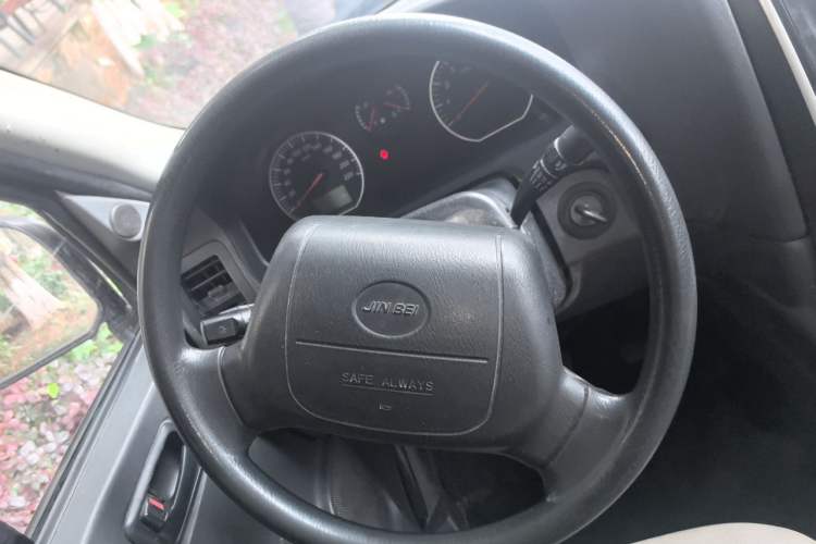 Used Jinbei Grace 2018 2.0L Express Comfort 7-Seater V19 Steering Wheel
