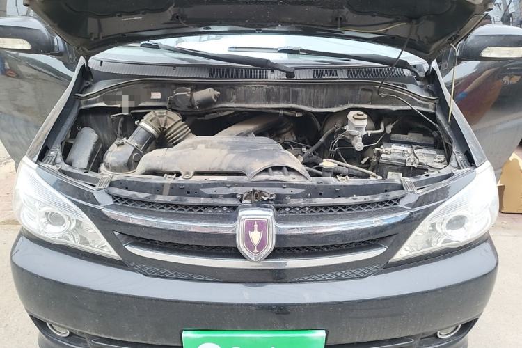 Used Jinbei Grace 2019 2.0L Express Comfort 7-Seater China VI 1TZS Engine Bay