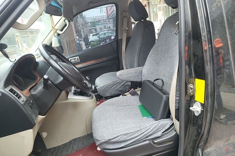 Used Jinbei Grace 2019 2.0L Express Comfort 7-Seater China VI 1TZS Left Front Seat
