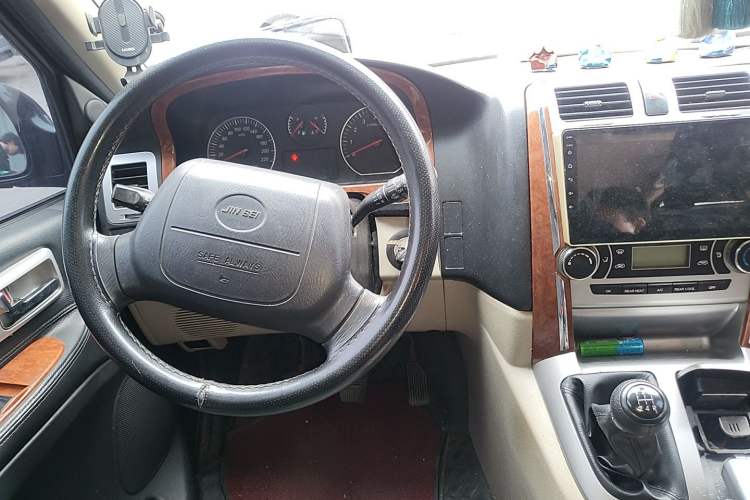 Used Jinbei Grace 2019 2.0L Express Comfort 7-Seater China VI 1TZS Steering Wheel
