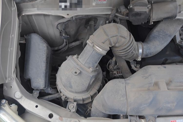 Used Jinbei Grace 2019 2.0L Express Flagship 9-Seater China VI 1TZS Engine Bay Right