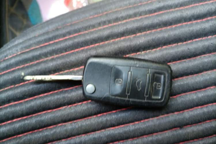 Used Jinbei Grace 2019 2.0L Express Comfort 7-Seater China VI 1TZS Vehicle Key