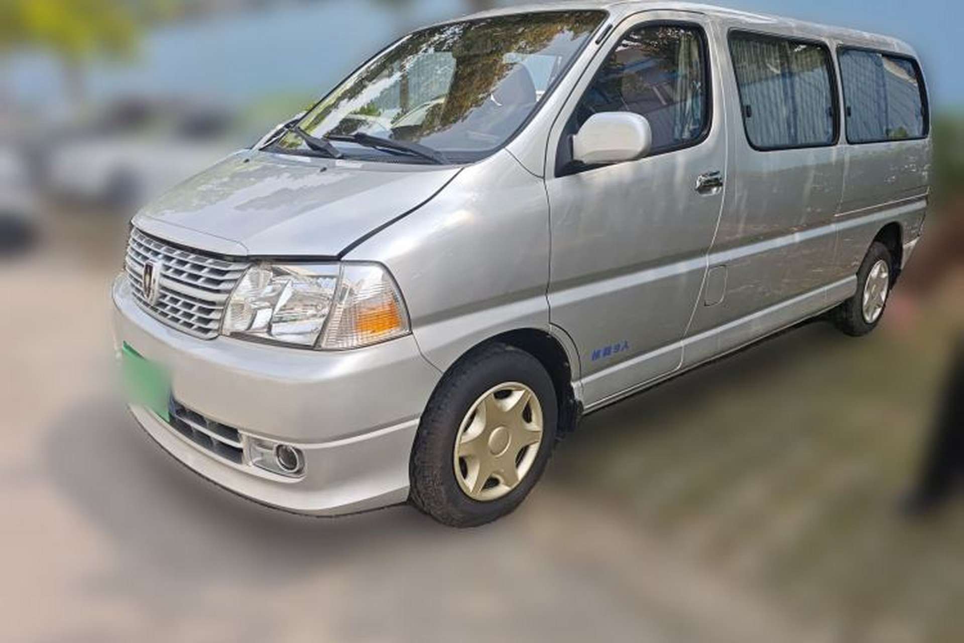 Used Jinbei Grace 2019 2.0L Express Comfort 7-Seater China VI 1TZS Front Left 45 Deg