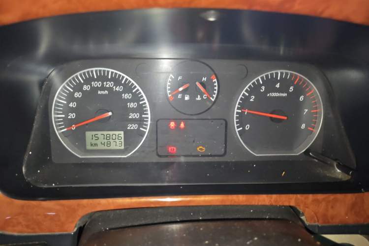 Used Jinbei Grace 2019 2.0L Express Comfort 7-Seater China VI 1TZS Instrument Cluster