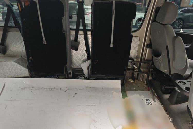 Used Jinbei Grace 2019 2.0L Express Comfort 7-Seater China VI 1TZS Left Rear Seat