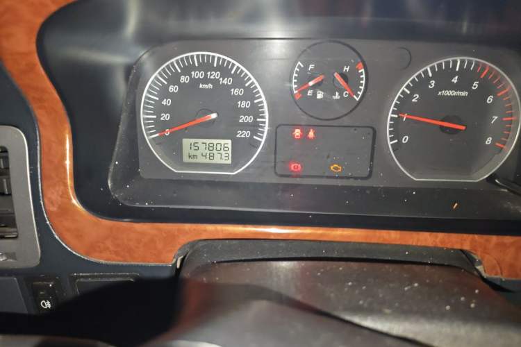 Used Jinbei Grace 2019 2.0L Express Comfort 7-Seater China VI 1TZS Odometer Close Up