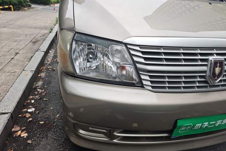 Used Jinbei Grace 2019 2.0L Express Comfort 7-Seater China VI 1TZS Right Front Headlight