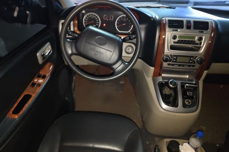 Used Jinbei Grace 2019 2.0L Express Comfort 7-Seater China VI 1TZS Steering Wheel