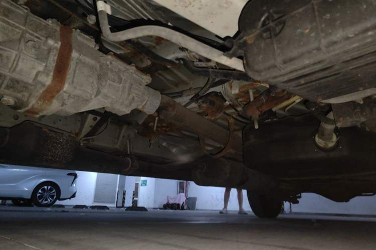 Used Jinbei Grace  Chassis Front Left