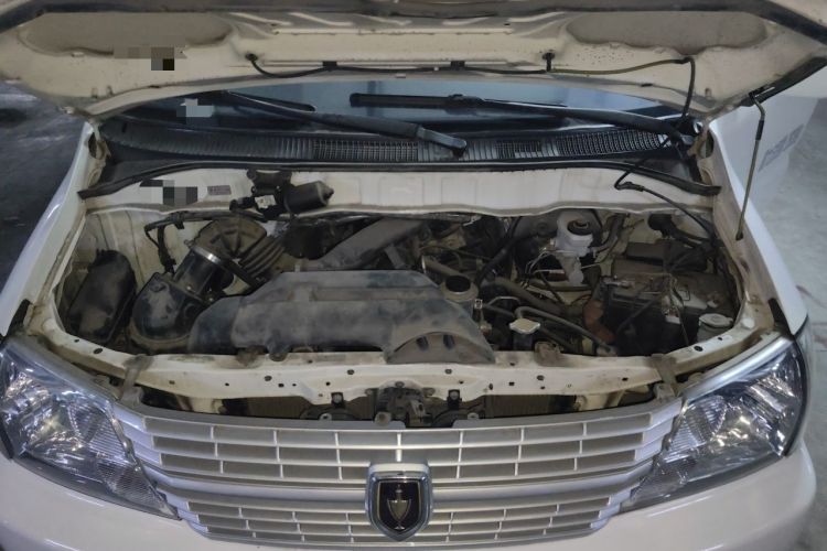 Used Jinbei Grace  Engine Bay