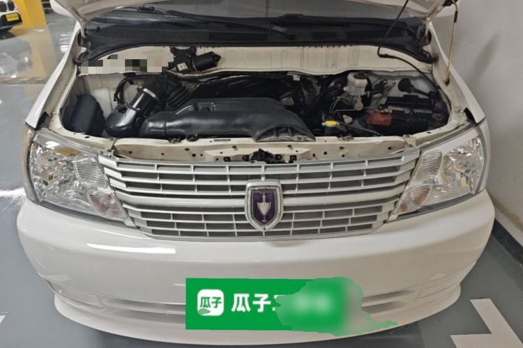 Used Jinbei Grace  Engine Bay