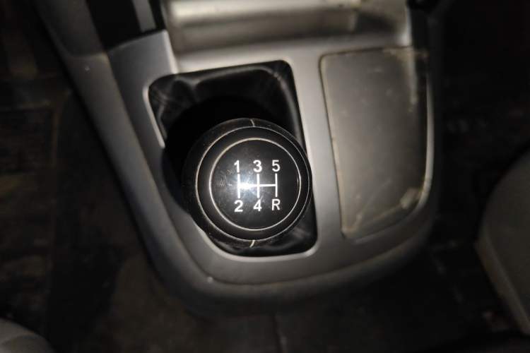 Used Jinbei Grace  Gear Lever
