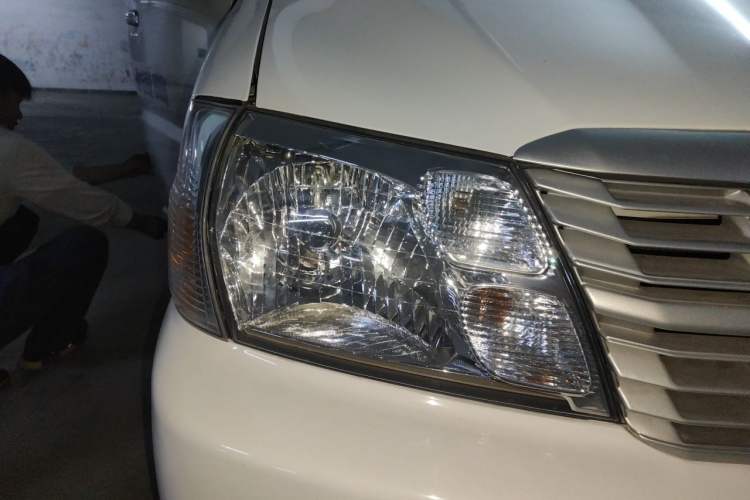 Used Jinbei Grace  Right Front Headlight
