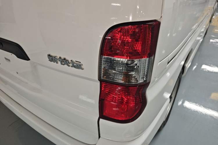 Used Jinbei Grace  Right Rear Taillight