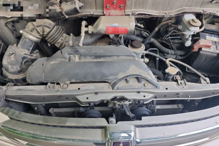 Used Jinbei Grace  Engine Bay