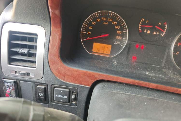 Used Jinbei Grace  Odometer Close Up