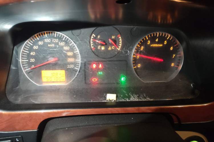 Used Jinbei Grace 2020 2.0L Fast-Track Upgrade China VI Standard Comfortable 10-Seater 1TZS Instrument Cluster