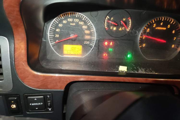 Used Jinbei Grace 2020 2.0L Fast-Track Upgrade China VI Standard Comfortable 10-Seater 1TZS Odometer Close Up