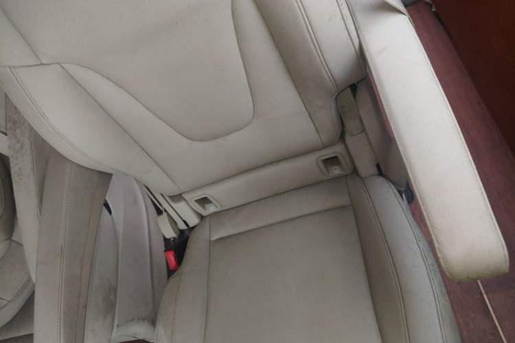 Used Jinbei Grace  Left Rear Seat