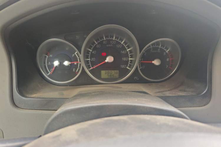 Used Jinbei Hercules 2016 K3 2.4T Diesel Two-Wheel Drive Standard Model with Short Wheelbase 4D25U Instrument Cluster
