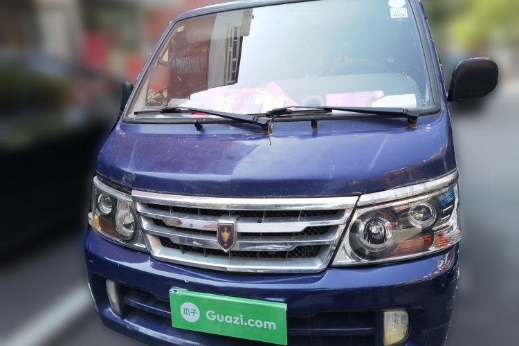 Used Jinbei Hiace 2011 2.0L 5th Generation Kuaiyunwang Luxury Edition 4G19 Front